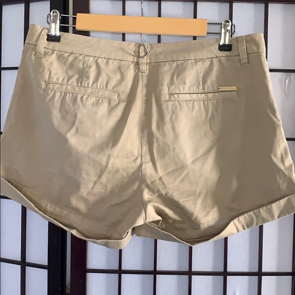 Michael Kors khaki shorts - Picture 3 of 4